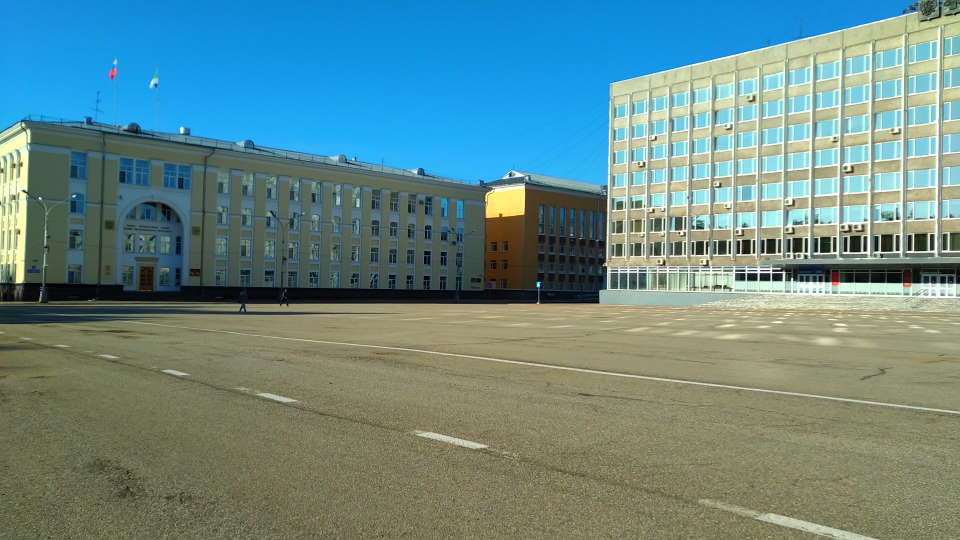 Стефановская полщадь. Госсовет. Администрация Главы Коми